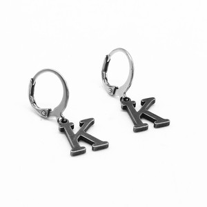 Pendientes colgantes con letra K de acero de titanio retro yunnique, joyería de regalo unisex, pendientes de acero inoxidable 316, accesorios de moda - Product Image 5