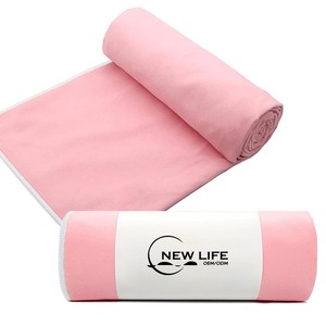 Serviette de sport en microfibre suédée personnalisée avec logo, sans sable, de haute qualité, avec housse en papier – Vente en gros - Product Image 1