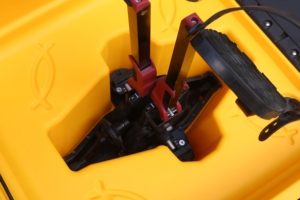 <span class=keywords><strong>Kayak</strong></span> de pêche électrique à une place Vicking 9,3 pieds avec propulsion à pédales, en plastique HDPE durable et léger, à aileron unique - Product Image 5