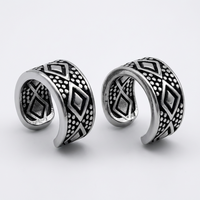 Yuenique Manchette d'oreille personnalisée pour homme en acier inoxydable 316L hypoallergénique, motif géométrique diamant tribal, large, sans perçage, à clip, style vintage