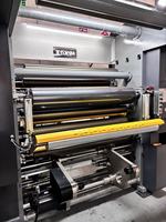 Machine de laminage électrique automatique à grande vitesse sans solvant pour l'industrie de l'emballage de films plastiques et de feuilles métalliques, à économie d'énergie et télécommandée