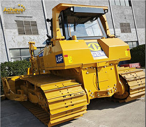 รถปราบดิน SEM826D ทนทานพร้อมใบมีดของ Su S เหมาะสำหรับการเตรียมถนนและพื้นที่ - Product Image 1