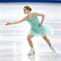Robe de patinage artistique vert menthe pour enfants et adultes, col rond, manches longues en maille, dos orné de strass, pour compétition et spectacle de patinage sur glace