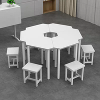 Table combinée triangle et trapèze, pouvant être connectées pour former une table circulaire, adaptée aux écoles primaires et secondaires