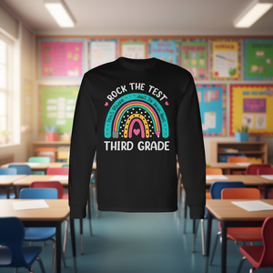 Camiseta de manga larga Rock The Test Rainbow para estudiantes y profesores, para el día del examen - Product Image 3