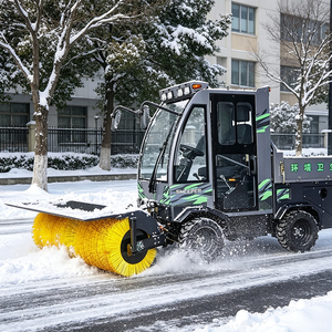 Balayeuse à neige robuste <span class=keywords><strong>4x4</strong></span> tout temps avec transmission intégrale, benne hydraulique et <span class=keywords><strong>pneus</strong></span> neige pour routes de raffineries pétrolières - Product Image 5