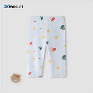 Set di abbigliamento in velluto comodo da ragazza <span class=keywords><strong>pantaloni</strong></span> lunghi a maniche lunghe per motivi a cartoni animati primaverili per bambini di <span class=keywords><strong>3</strong></span> anni più giovani - Product Image 5