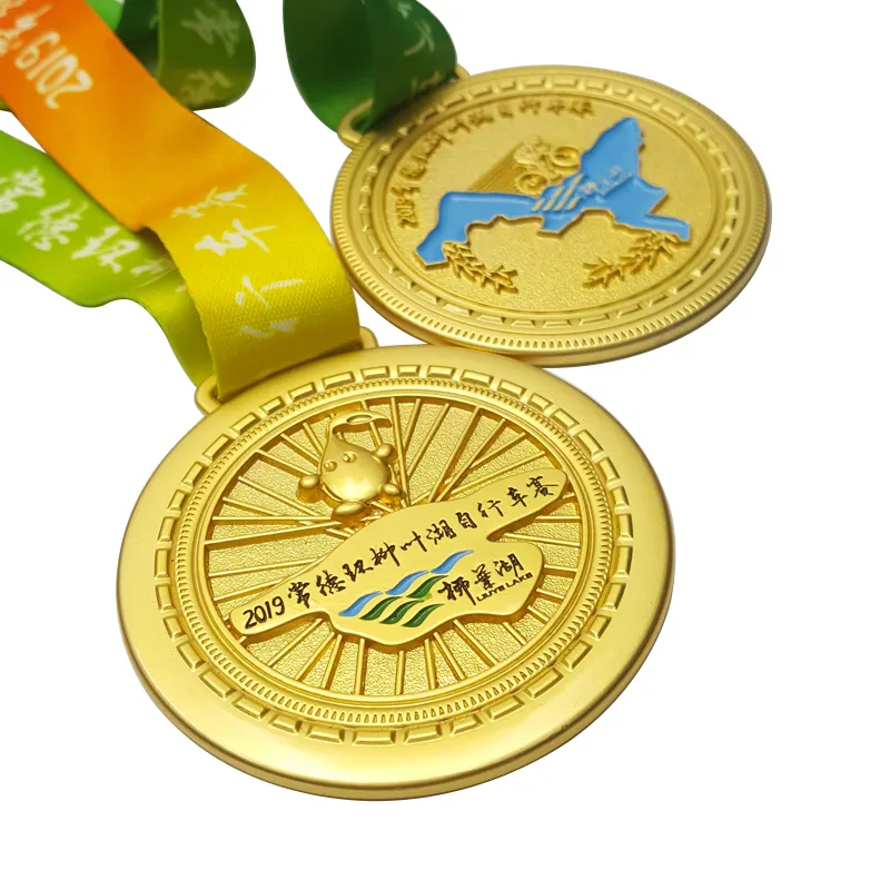 Delicate Shiny Golden Custom Metal Award Medal for Sports