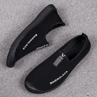 Chaussures pour hommes en gros du fabricant, chaussures de sport décontractées pour hommes respirantes en tissu tissé, chaussures paresseuses à la mode