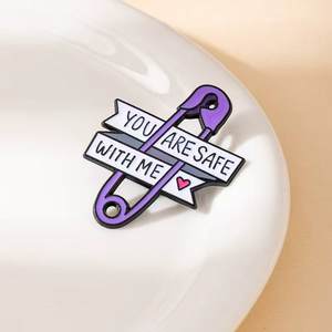 Broches de solapa de metal esmaltado de anime, los más vendidos, con diseños de insignias médicas, médicos, enfermeras, estetoscopios, lazos y broches médicos para bolsos y ropa. - Product Image 5