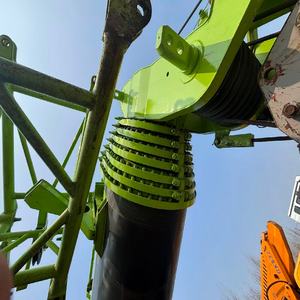 Grue sur camion ZOOMLION 130T d'occasion, grue mobile en bon état de fonctionnement, à vendre - Product Image 6