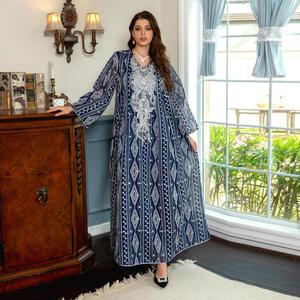 Robe de soirée musulmane noble, élégante et tendance pour femmes, à manches longues, <span class=keywords><strong>en</strong></span> <span class=keywords><strong>maille</strong></span> à volants avec motif floral, longue robe de soirée - Product Image 4