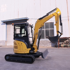 Mini-excavatrice sur chenilles de 4 tonnes avec moteur diesel et composants Yanmar et Hengli, excavatrice compacte pour la préparation et la rénovation de sols lourds - Product Image 3