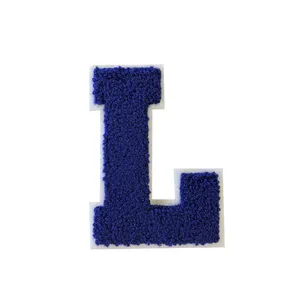 Lettres bleu royal D brodées coudre sur des patchs de lettres en chenille brodés au fer sur mesure pour vêtements