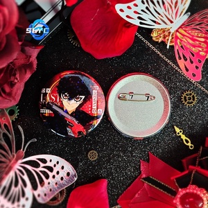 Estilo japonés <span class=keywords><strong>Persona</strong></span> <span class=keywords><strong>5</strong></span> <span class=keywords><strong>Anime</strong></span> Metal Laser Badge Mercancía Ren Amamiya Sakura Futaba Makoto Niijima PIN - Product Image 3