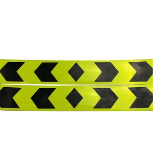 Autocollant <span class=keywords><strong>adhésif</strong></span> en PVC prismatique à haute intensité <span class=keywords><strong>Fluorescent</strong></span> jaune vert noir flèche <span class=keywords><strong>ruban</strong></span> d'avertissement de sécurité réfléchissant - Product Image 6