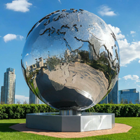 Grande sculpture de globe terrestre en acier inoxydable 304, poli miroir, pour l'aménagement extérieur des places publiques et des immeubles d'entreprise
