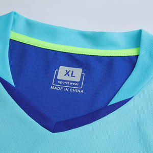 2025 Mannen Dragen Nieuw Ontwerp Op Maat Gesublimeerd Ademend Gemaakt Van 100% Polyester Groothandel Topverkopende Prijs Voetbal Uniform - Product Image 3