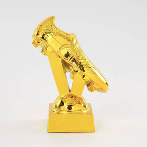 الأكثر مبيعًا تصميم جديد حذاء ذهبي على شكل راتنج كأس مع قاعدة ذهبية لمباراة كرة القدم HZ08 - Product Image 4