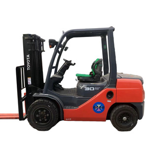 Used Toyota 3 Ton Diesel Forklift in Excellent Working Condition for Industrial <b>Material</b> <b>Handling</b> Solutions - Product Image 1
