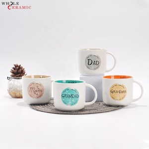 Venta al por mayor personalizado interior azul naranja exterior blanco con miembros <span class=keywords><strong>de</strong></span> la Familia Nombre logotipo diseño <span class=keywords><strong>tazas</strong></span> <span class=keywords><strong>de</strong></span> café <span class=keywords><strong>de</strong></span> cerámica para el Día <span class=keywords><strong>de</strong></span> los padres - Product Image 1
