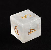 1 pièce Dés à facettes en quartz roche naturel transparent, faits à la main, pour D&D, jeux de rôle et de société, pierre précieuse