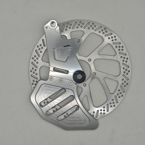 CNC partie renforcée FMO frein à disque 240-3.3 Ultra Bee support d'étrier arrière pour motos Talaria motos accessoires - Product Image 4