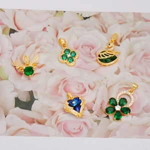 Jxx - Colgante de Diamantes Personalizado de 18K con Circonita, Joyería de Latón Chapado en Oro de Alta Calidad para Mujer, Diseño de Mariposa a la Moda - Product Image 5