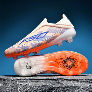 Nouvelles chaussures <span class=keywords><strong>de</strong></span> football classiques F50 FG pour jeunes, chaussures <span class=keywords><strong>de</strong></span> sport <span class=keywords><strong>de</strong></span> football avec crampons longs, adaptées au printemps et à l'été, personnalisables OEM/ODM - Product Image 2