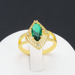 Bagues JXX de luxe plaquées or de Dubaï pour femmes, bijoux de doigt tendance en laiton avec zircon et diamant en cuivre, vente chaude - Product Image 3