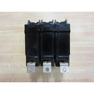Interruptor de Circuito General Electric Thqb32030, 30 A, 3 Polos, Tipo AfcI - Product Image 4