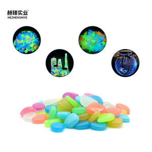 Kleurrijke Lichtgevende Kunststeen Voor <span class=keywords><strong>Aquarium</strong></span> Bodem Lay-Out <span class=keywords><strong>Aquarium</strong></span> Onderwater Night View Decoratief Vulmateriaal - Product Image 3