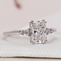 Bague de fiançailles en or massif 10K/14K/18K avec diamant de laboratoire taille radiant 2 carats et grappe latérale à cinq pierres, certifiée IGI, personnalisable CVD/HPHT