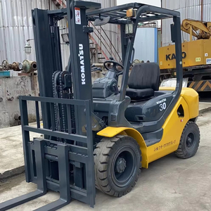 Chariot élévateur Komatsu d'occasion à bas prix, 30 tonnes, chariot élévateur d'occasion d'origine - Product Image 1