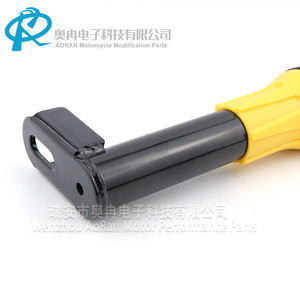 1 paire <span class=keywords><strong>de</strong></span> protections <span class=keywords><strong>de</strong></span> cadre universelles pour <span class=keywords><strong>moto</strong></span>, protections <span class=keywords><strong>de</strong></span> carénage, protections <span class=keywords><strong>de</strong></span> moteur, compatibles avec Honda, <span class=keywords><strong>Suzuki</strong></span>, Kawasaki - Product Image 4