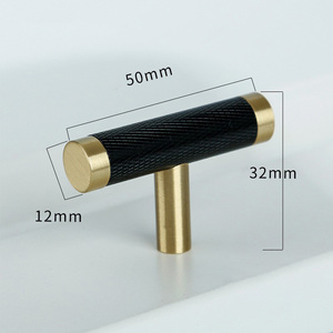 Nuovo Design Maniglia Zigrinata in Ottone Massiccio per Mobili, Pomello Nero e Oro per Ante di Armadi e Cucine - Product Image 4