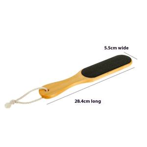 <span class=keywords><strong>Piedra</strong></span> pómez volcánica <span class=keywords><strong>de</strong></span> doble superficie <span class=keywords><strong>de</strong></span> arena natural con mango <span class=keywords><strong>de</strong></span> madera eficaz para pedicura y eliminación <span class=keywords><strong>de</strong></span> callos y piel muerta - Product Image 5