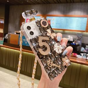 Funda de Lujo para Teléfono Celular con Diamantes y Correa de Metal para <span class=keywords><strong>Apple</strong></span> <span class=keywords><strong>13</strong></span> Pro Max, MOQ Bajo - Product Image 3