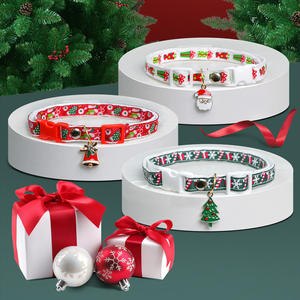 Nuevo regalo <span class=keywords><strong>de</strong></span> Navidad colección <span class=keywords><strong>de</strong></span> Halloween moda Collar para mascotas/banda para el cuello/bufandas accesorios <span class=keywords><strong>de</strong></span> decoración lindos para perros gatos - Product Image 1