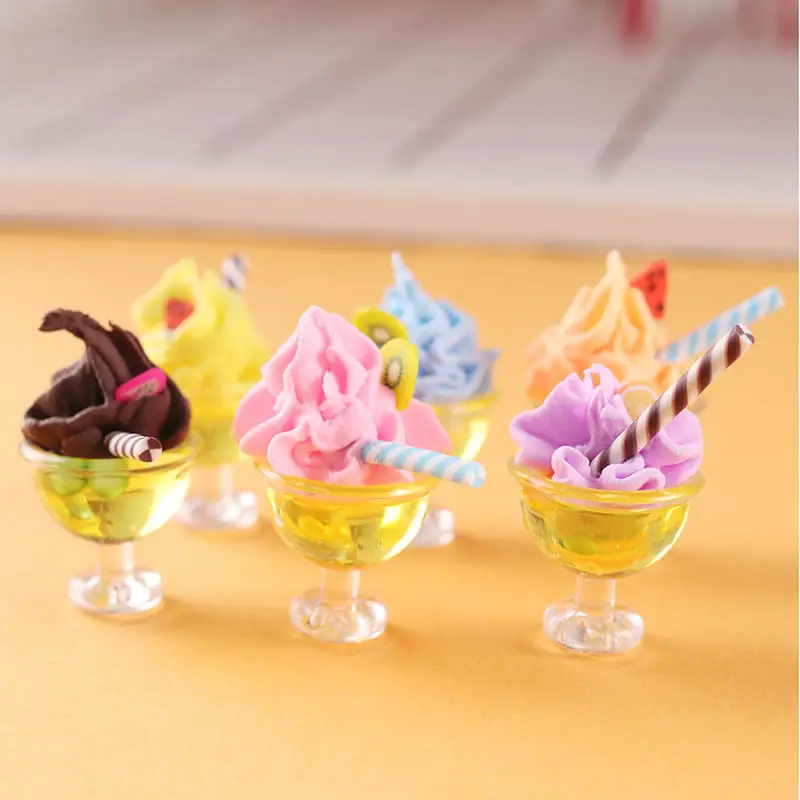 Minyatür gıda oyna simülasyon dondurma fincan içecek Mini modeli 1:12 dakika Dollhouse yaşam sahne Dollhouse oyuncaklar