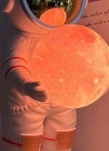 Dream Planet Lamp ลําโพงไร้สาย ห้องนอนในบ้านที่สร้างสรรค์ข้างลําโพง Bluetooth ไฟ LED - Product Image 5