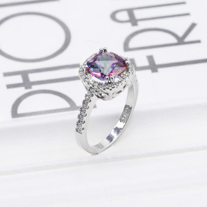 Anello alla Moda Hip Hop con Zirconi per Bambini, Gioiello Religioso con Gemma, Incastonatura a Griffe, Placcatura in Ottone, Vari Animali e Numeri - Product Image 1