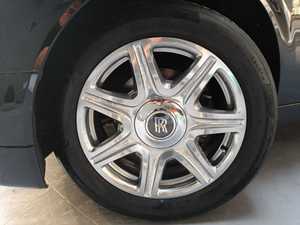 Rolls-Royce Phantom 2013 6.7L EWB Berlina Usata con Tetto Stellato, Tappeto Magico, Sospensioni <span class=keywords><strong>V12</strong></span> - Product Image 5