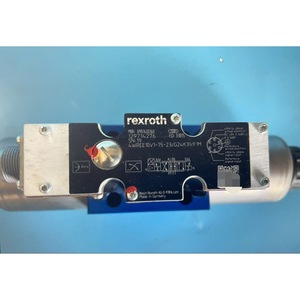 Vanne proportionnelle Rexroth 4WREE10V1-75-2X/G24 à quatre voies, 315 bars, 100 L/min, vanne de commande hydraulique - Product Image 2