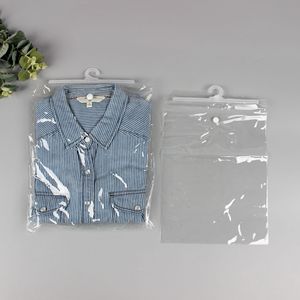 ถุงแขวนพีวีซีใสพร้อมกระดุมแป๊ก ถุงบรรจุภัณฑ์เสื้อผ้าแบบใสสำหรับจัดเก็บชุดชั้นในและเสื้อผ้า - Product Image 1
