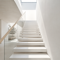 Grande dalle de marbre blanc Bianco Sivec naturel poli pour plan de travail de cuisine, meuble-lavabo de salle de bain, revêtement mural, carrelage de sol