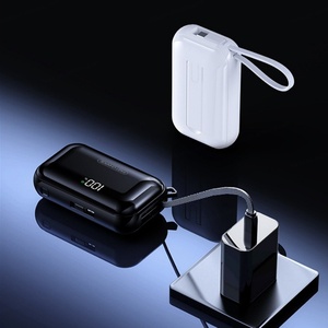 Batterie externe de gros 10000mAh haute capacité avec lumière LED 22.5W 20000mAh, type C, pour urgences extérieures - Product Image 2