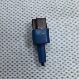 Interruptor de Luz de Freno para Subaru 83311FJ001 83311FG011 83311FJ000, Repuesto Automotriz - Product Image 2