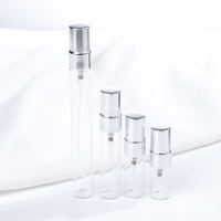 Mini botellas de vidrio recargables para perfume de 2ml, 5ml, 10ml, 15ml en colores plateado, dorado y negro.