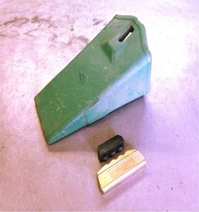 سلسلة C40 القياسية صب دلو الأسنان 40 S تصميم مخروطي - Product Image 2